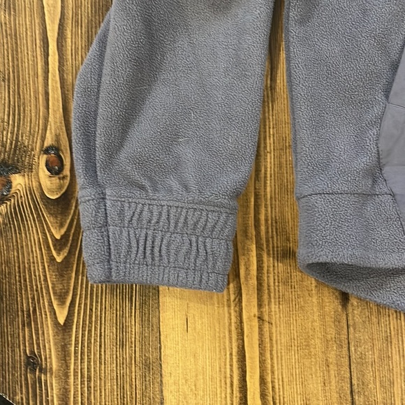 Fleece Pullover Sweatshirt 1/2 Zip Gray Small S - Barely Worn!! - Picture 2 of 7